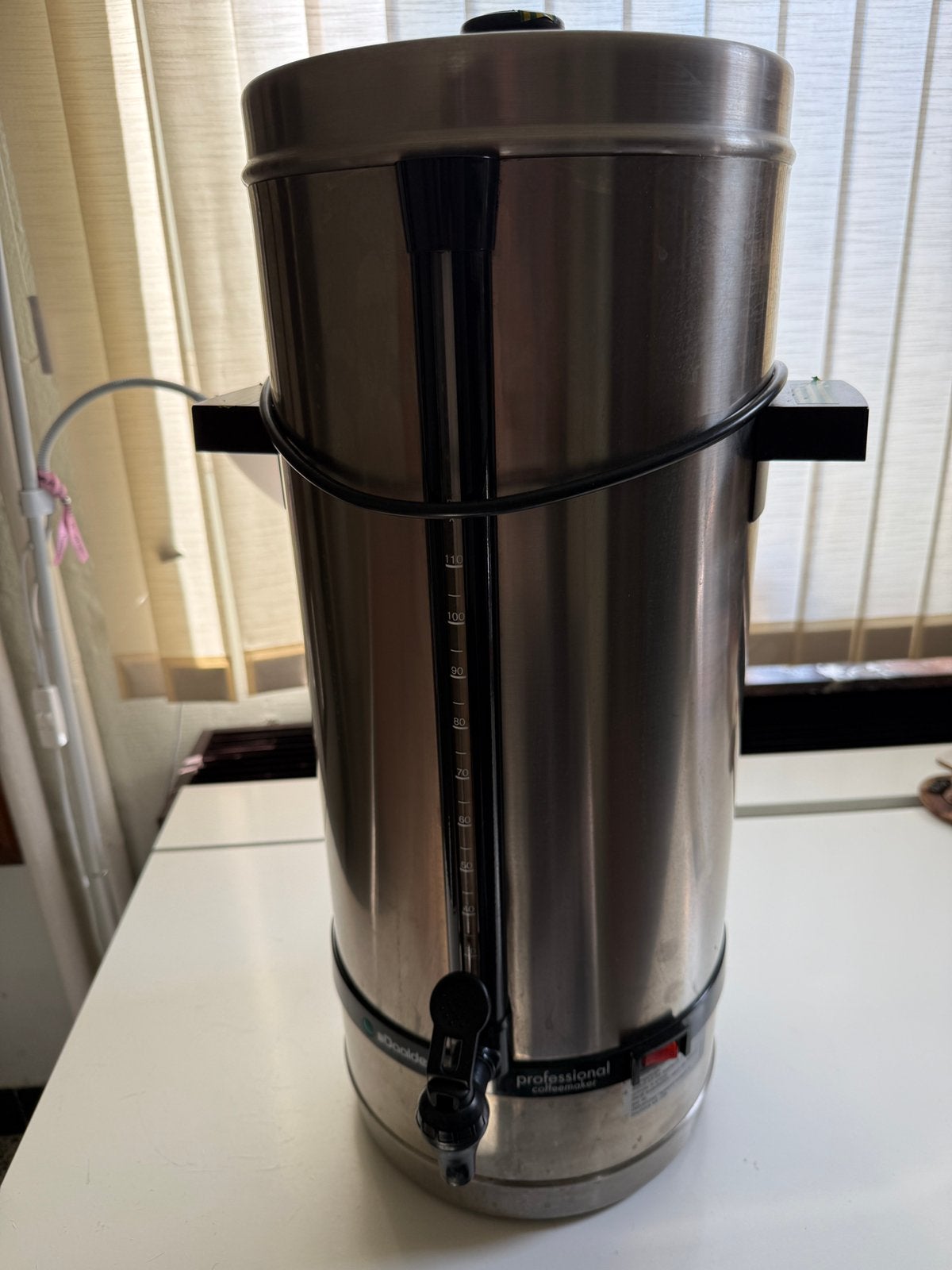 Perculator koffie 110 tassen, Ophalen, Zo goed als nieuw