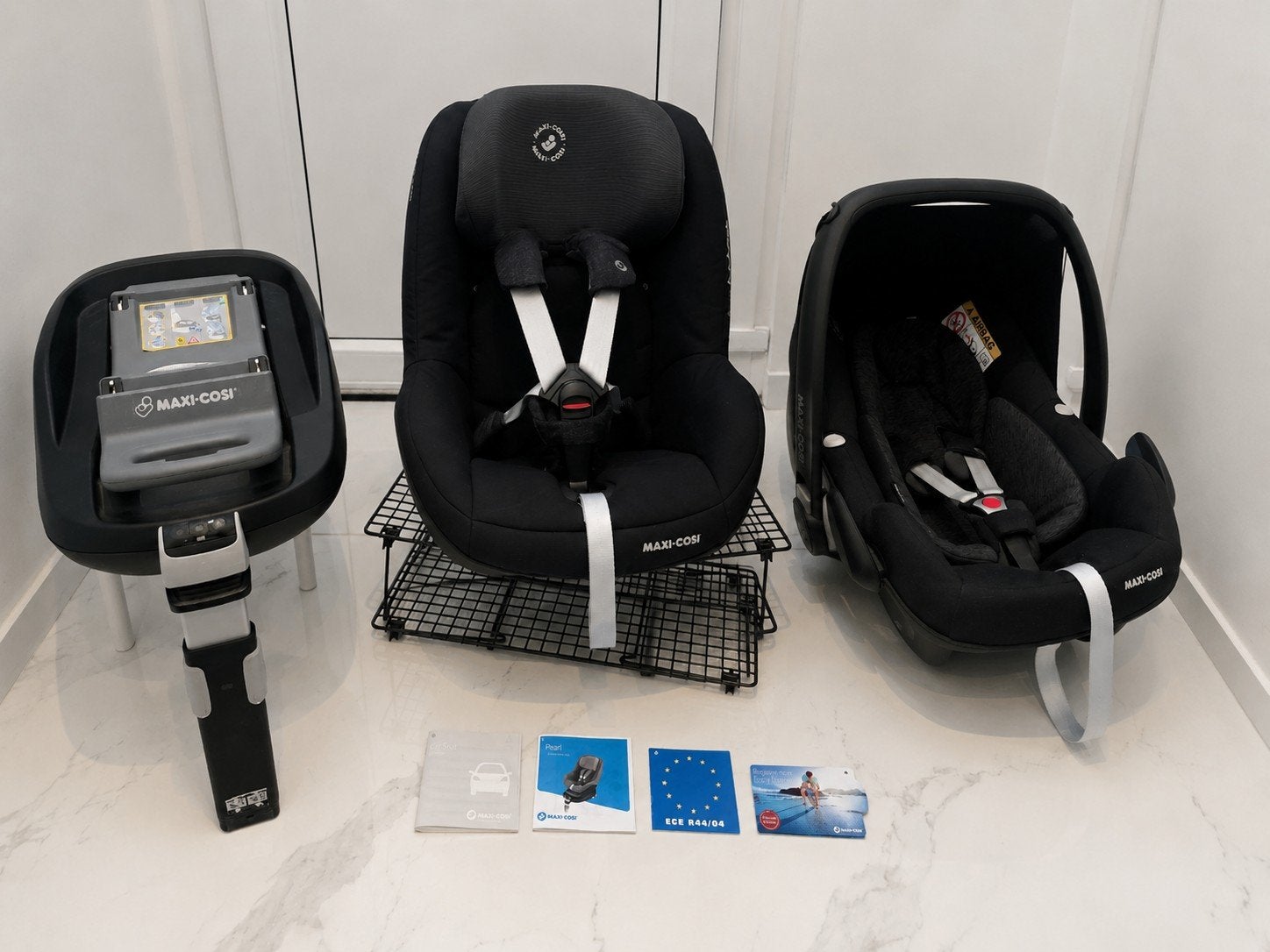 Maxi cosi isofix met pearl autostoel + maxi cosi // zgan, Ophalen, Zo goed als nieuw, Maxi-Cosi, Verstelbare rugleuning