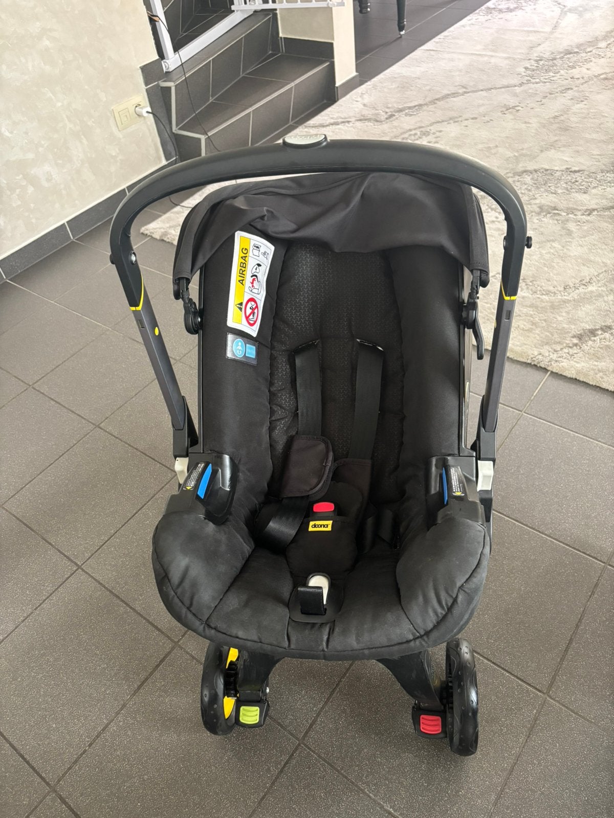 Doona I-Size, Enfants & Bébés, Poussettes & Combinaisons, Comme neuf, Poussette, Enlèvement