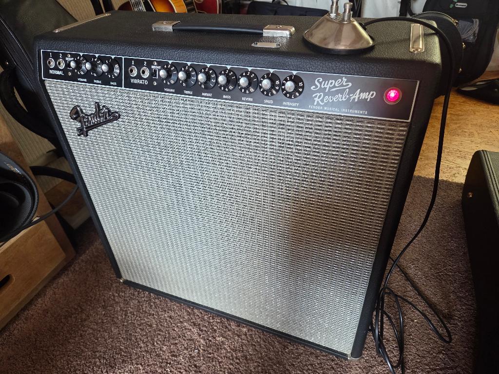 Super Reverb RI – Volledig gereviseerd, beter dan nieuw!, Ophalen, Zo goed als nieuw, Gitaar, Minder dan 50 watt
