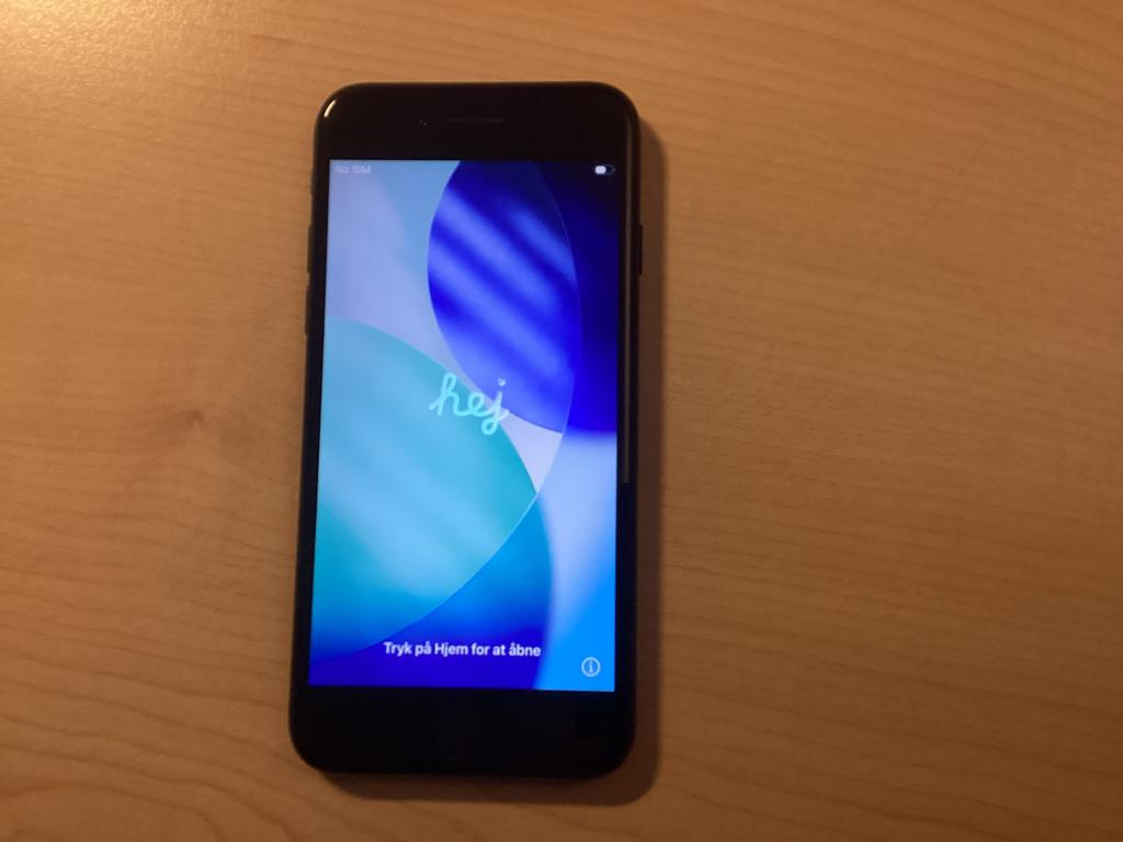 iPhone SE 64 gb - 09/2020 - in zeer goede staat, Telecommunicatie, Mobiele telefoons | Apple iPhone, Gebruikt, Zwart, Ophalen of Verzenden