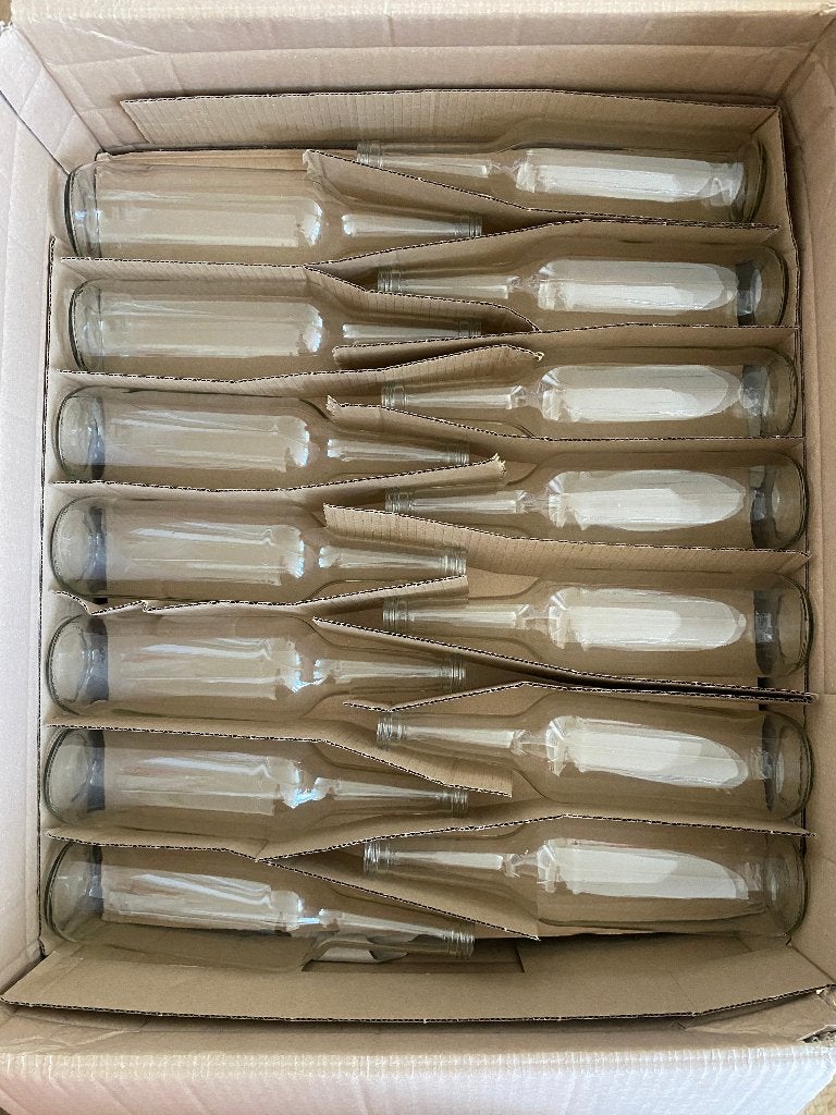 56 nieuwe transparante glazen flessen rechte hals 700 ml, Ophalen, Nieuw