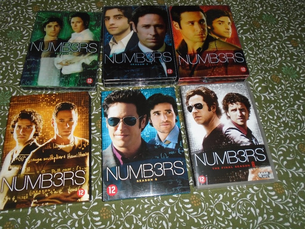 DVD - SERIES POLICIER - NUMB3RS (NUMBERS) S1 à 6, Cd's en Dvd's, Dvd's | Tv en Series, Gebruikt, Nederlands, Ophalen of Verzenden