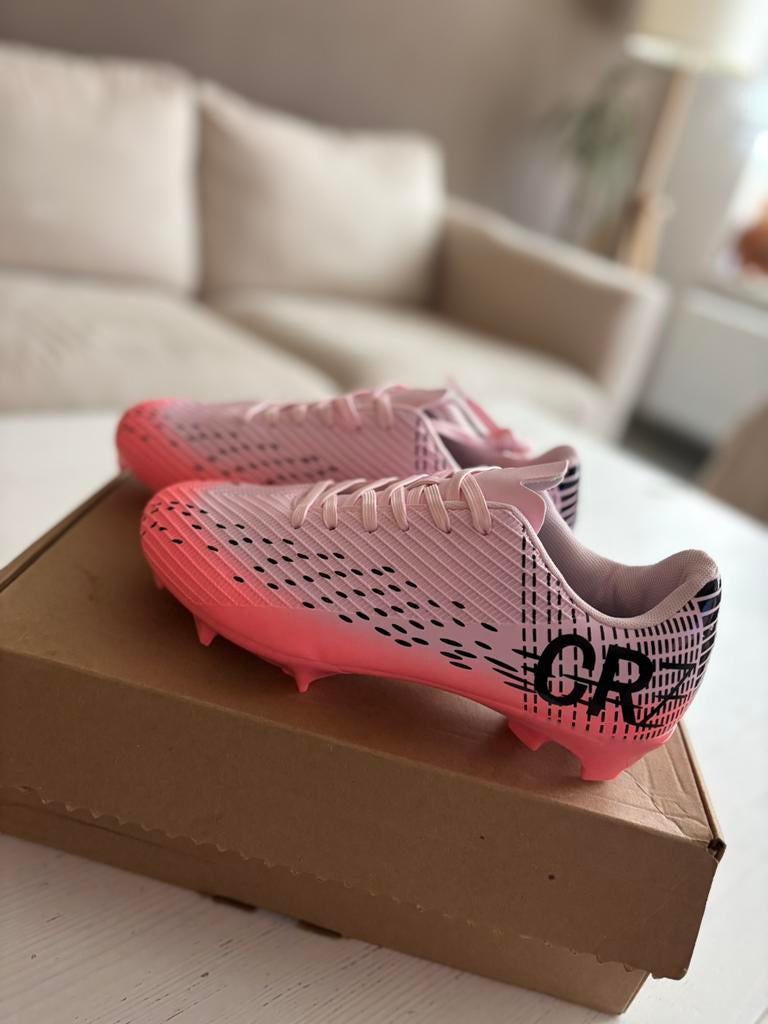 Crampon CR7, Enlèvement, Neuf, Chaussures