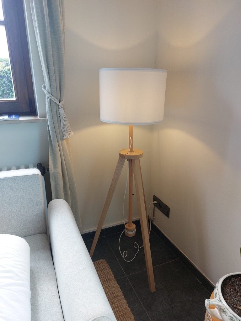 IKEA vloerlamp – hout / wit, Ophalen, Zo goed als nieuw, Hout
