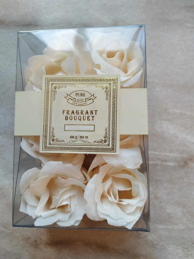 bad confetti bad bloemetjes in cadeau gift doosje nieuw, Enlèvement ou Envoi, Neuf
