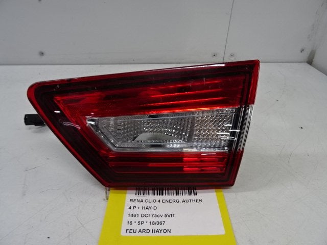 PANNEAU ARRIÈRE DROIT AVEC LAMPE Renault Clio IV (5R), Utilisé, Renault