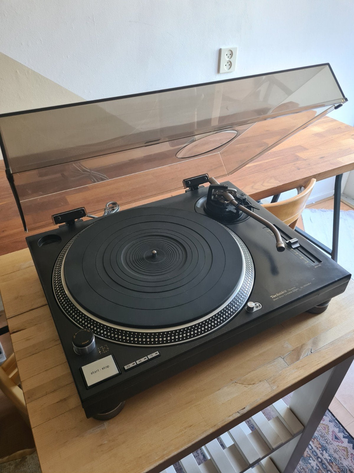 Technics SL1200 MK4 Platenspeler special edition, Gebruikt, Pitch-regelaar, Ophalen of Verzenden, Platenspeler