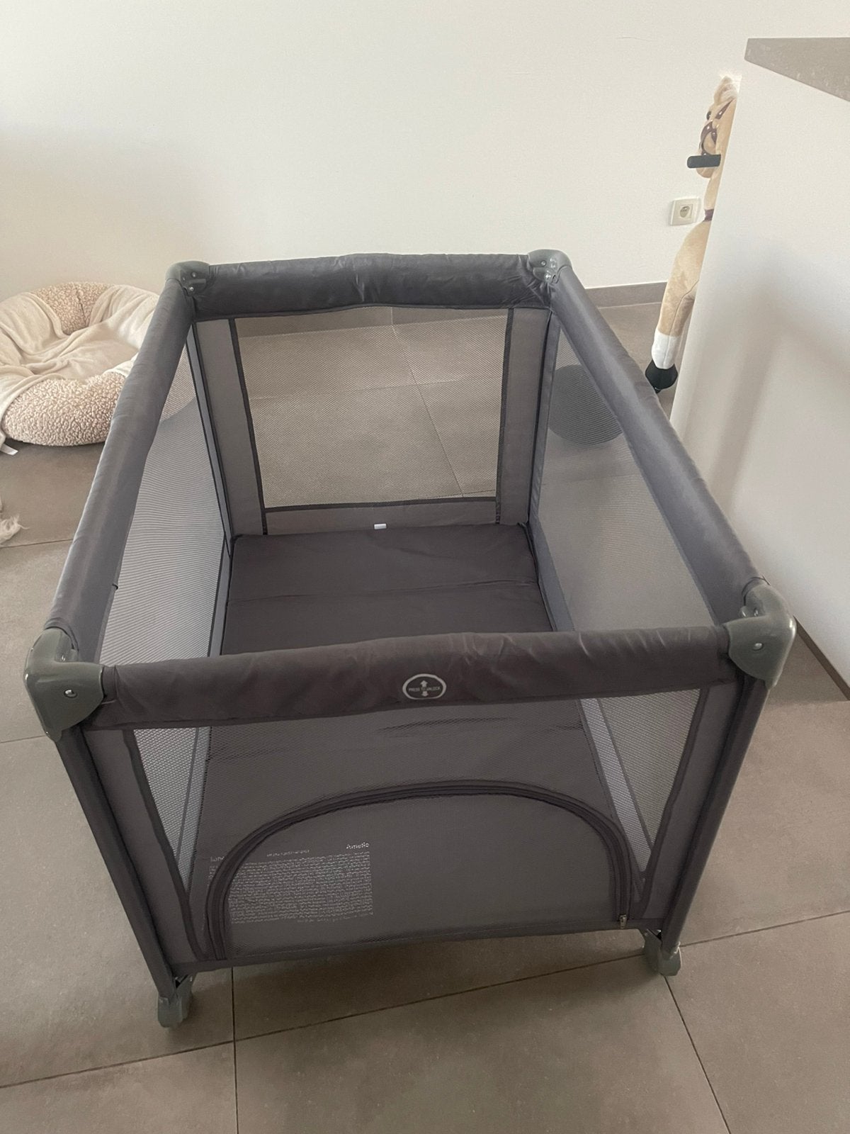 Lionelo babybed, Kinderen en Baby's, Babyparken, Ophalen, Zo goed als nieuw