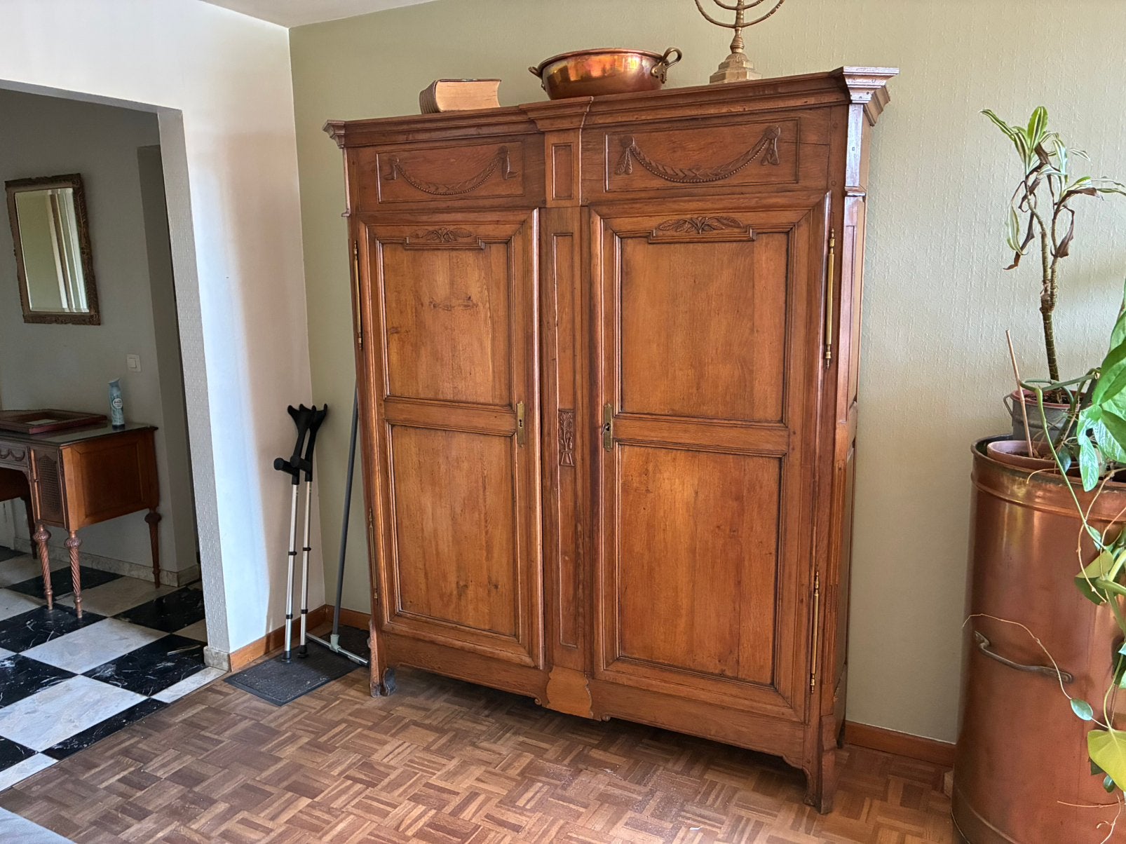Vieix meuble a rangement., Enlèvement