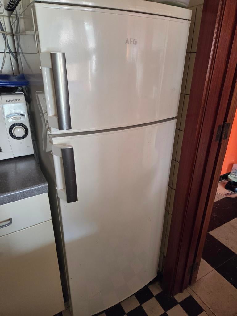 Frigo AEG en parfait état, Electroménager, Réfrigérateurs & Frigos, Enlèvement