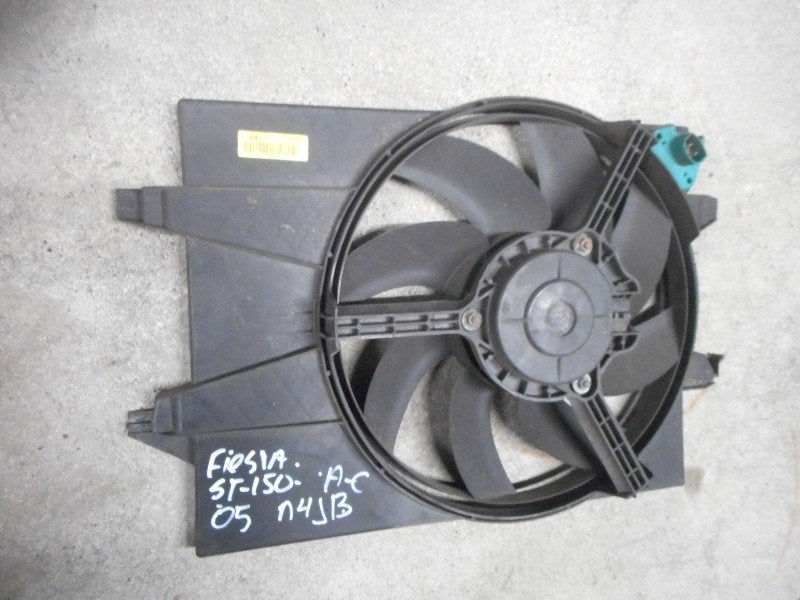 RADIATEURVENTILATOR Ford Fiesta 5 (JD / JH) (4s6h8c607be), Gebruikt, Henry-Ford-Straße  1
50735  Köln, DE, Ford-Werke GmbH, Kunden@ford.com