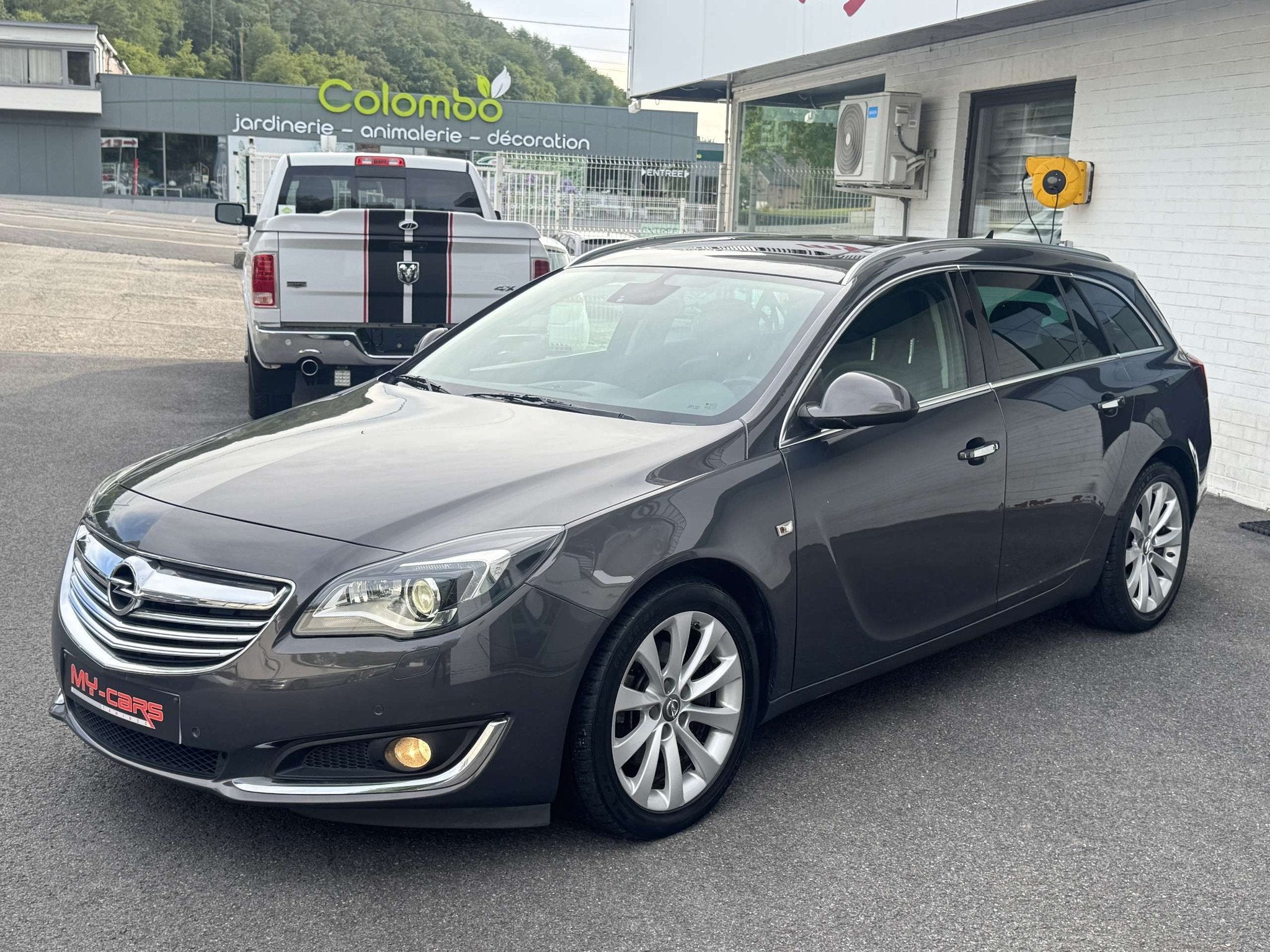Opel Insignia BREAK 2000 CDTI 140 CV SPORT PANO GPS CUIR XEN, Voorwielaandrijving, Euro 5, Zwart, 4 cilinders