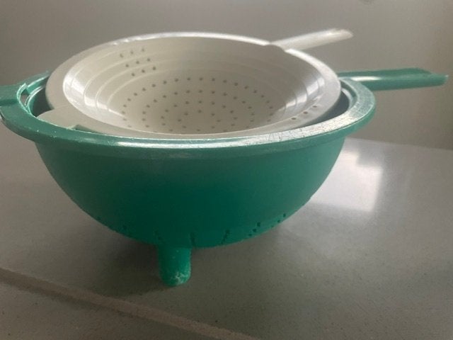 Tupperware dubbel vergiet groen NIEUW, Ophalen of Verzenden, Nieuw, Groen, Overige typen