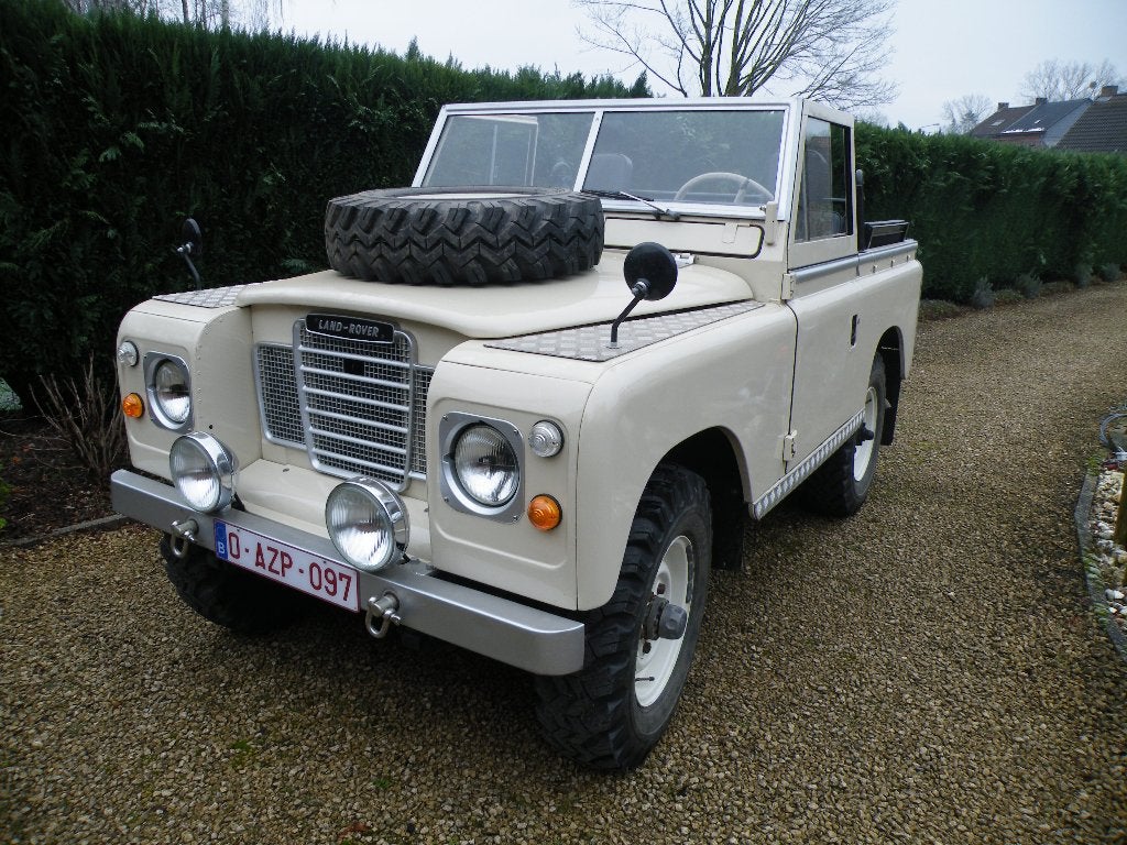 Land Rover-serie 3, Auto's, 2500 cc, Land Rover, Zwart, Beige