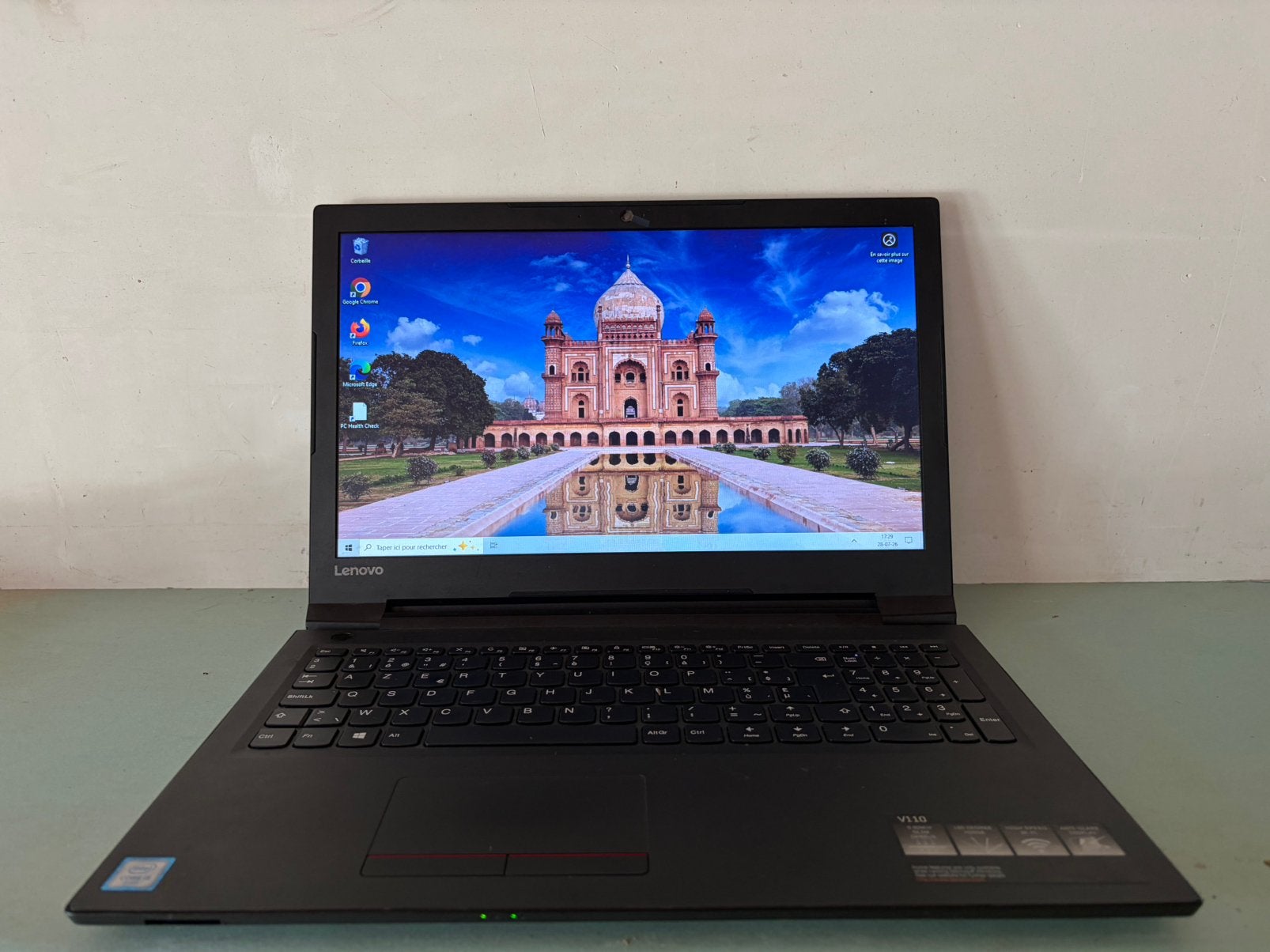 PC Portable Lenovo V110-15IKB – Intel Core i5 – 8 Go RAM, Informatique & Logiciels, Ordinateurs portables Windows, Comme neuf