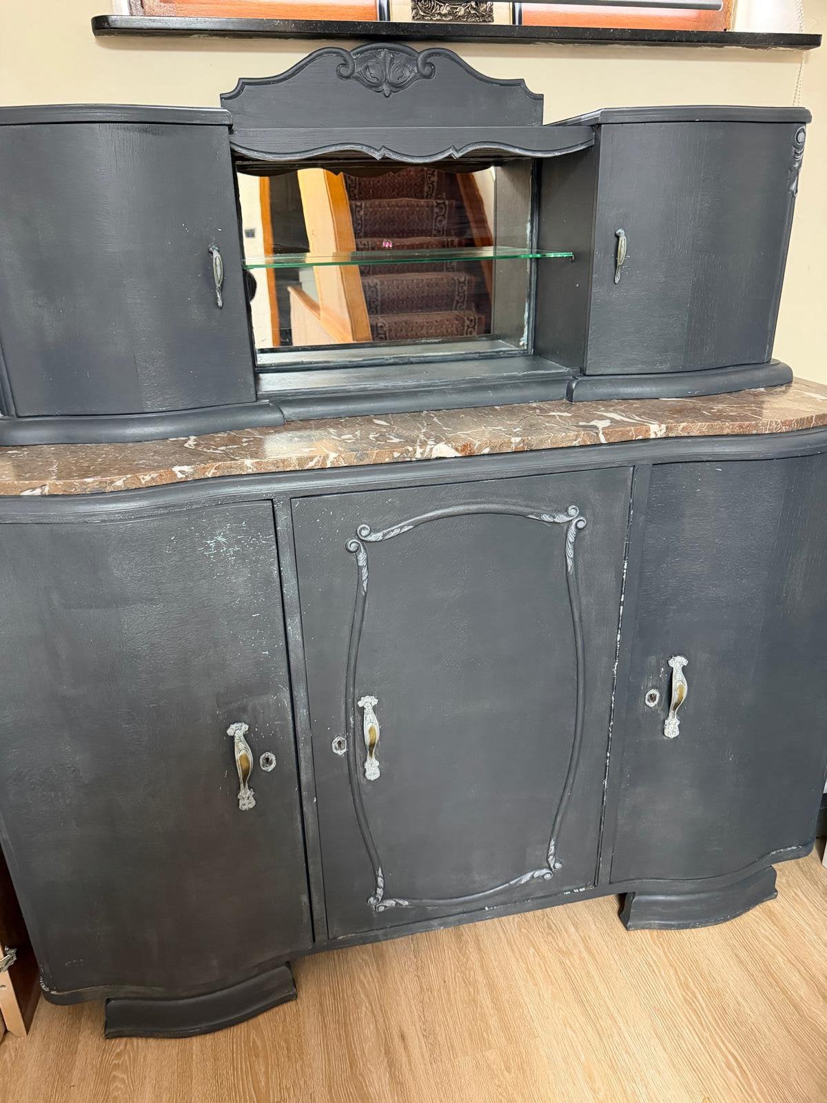 A donner armoire, Enlèvement, Comme neuf