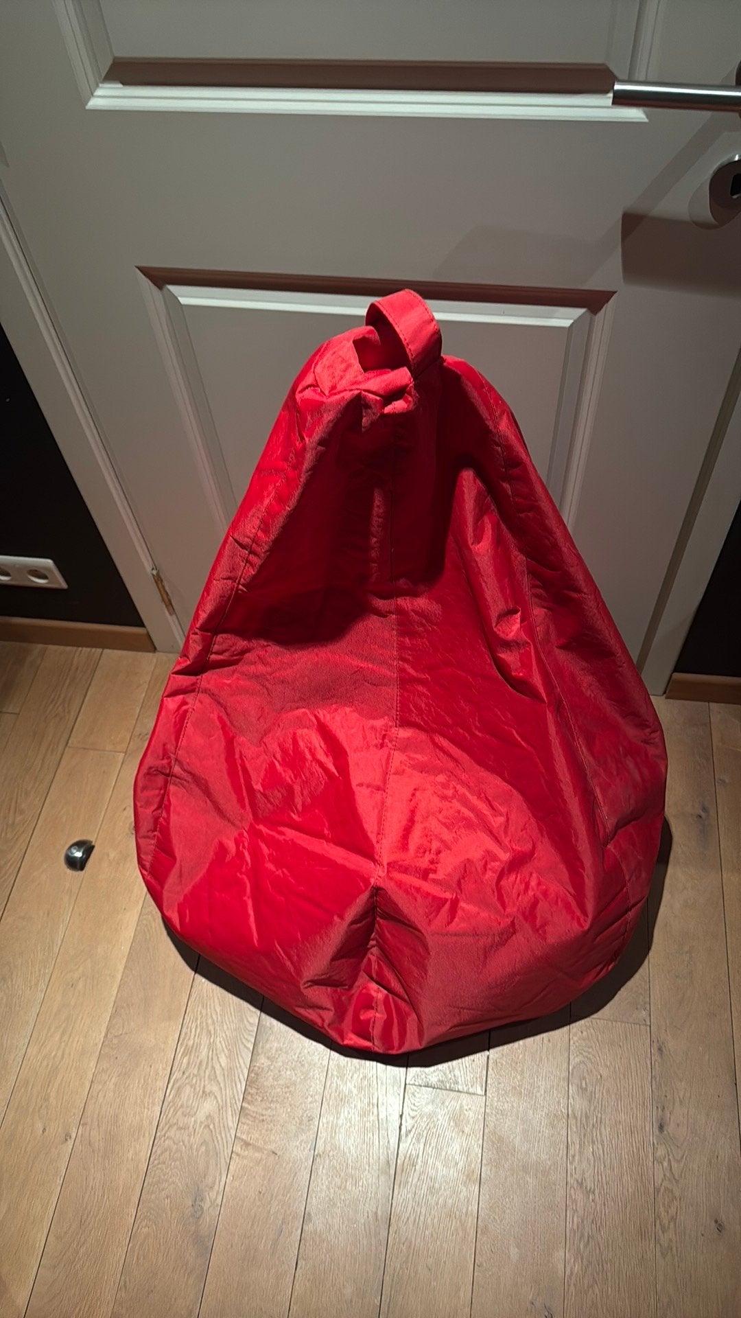Rode b-bob zitzak, Maison & Meubles, Enlèvement, Utilisé, Rouge, Pouf