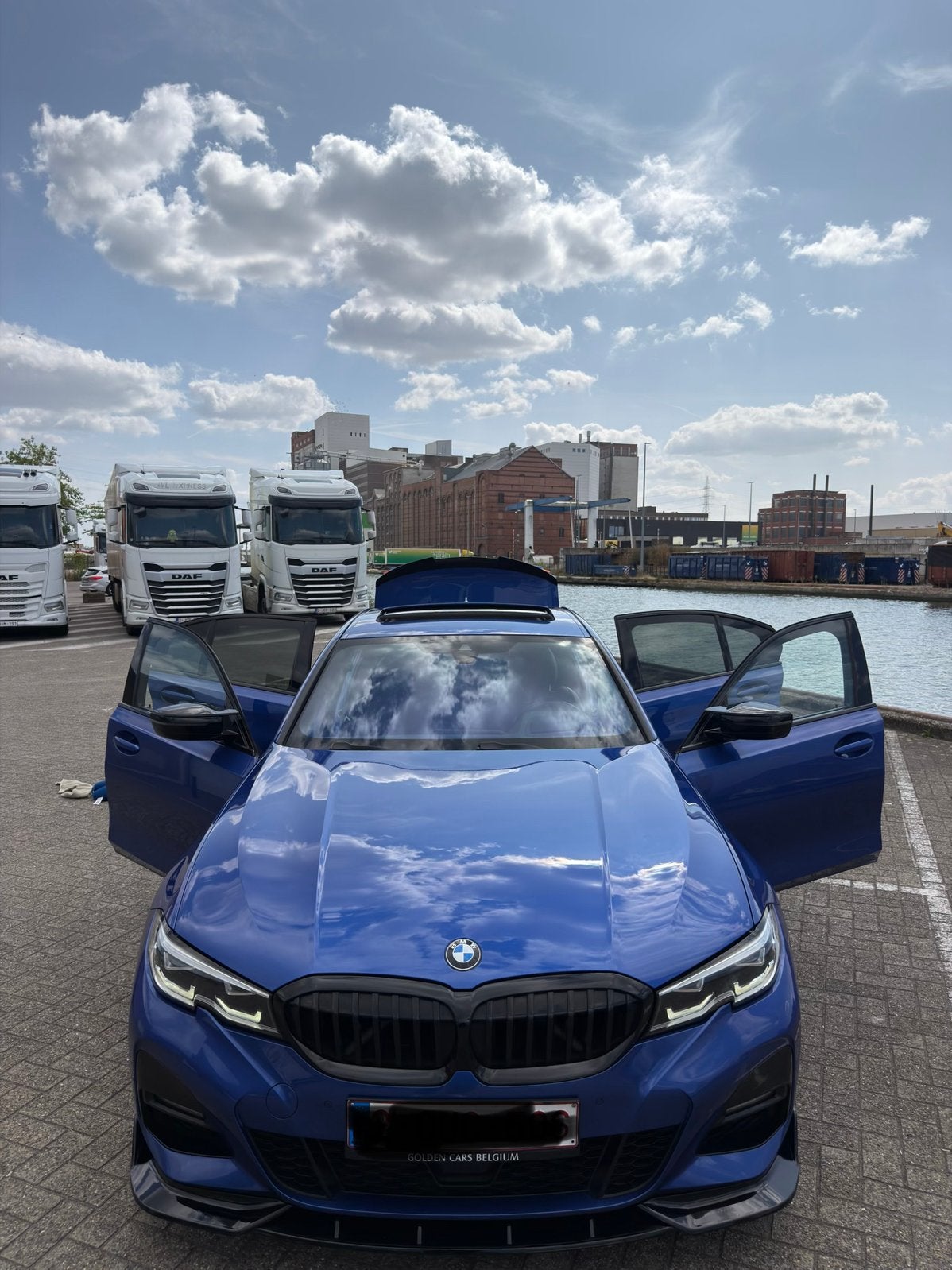 Bmw 330e m sport, Auto's, Automaat, Zwart, Blauw, Bedrijf