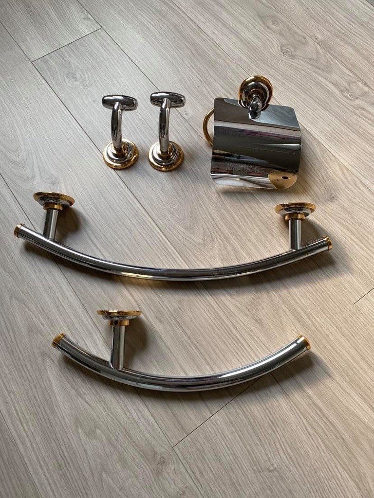 Badkameraccessoires, Ophalen