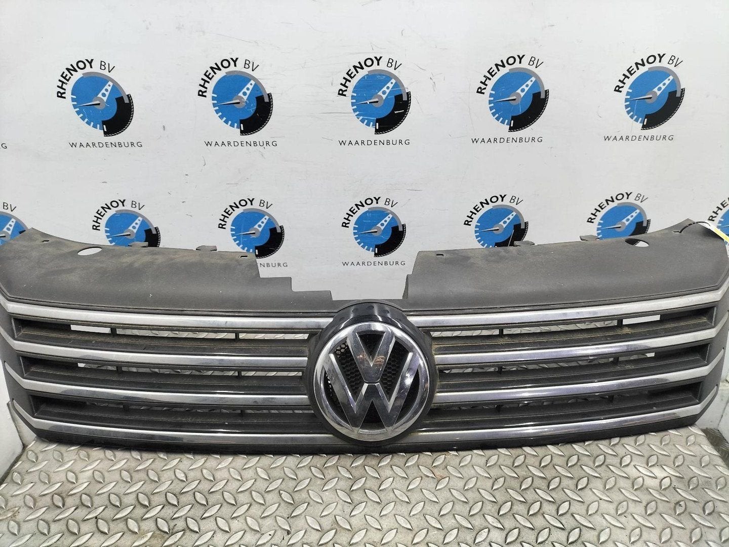 VOLKSWAGEN PASSAT B7 365 BlueMotion GRILLE 3AA853651, 3AA853, Enlèvement ou Envoi, Utilisé, ARN reconnu