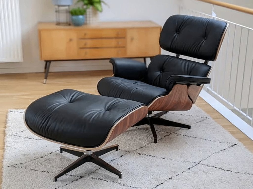Fauteuil Eames Replica XL en noyer/bois de rose + pouf, Neuf, Moins de 75 cm, Design, Vitra, Modern, Klassiek, 50 à 75 cm
