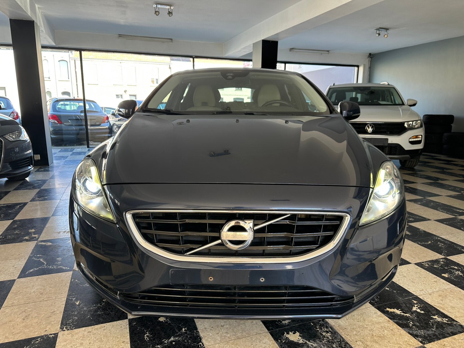 Caméra UVM au xénon Geartronic Momentum Navi SHZ pour, Autos, Volvo, Cuir, Euro 5, Achat, Entreprise