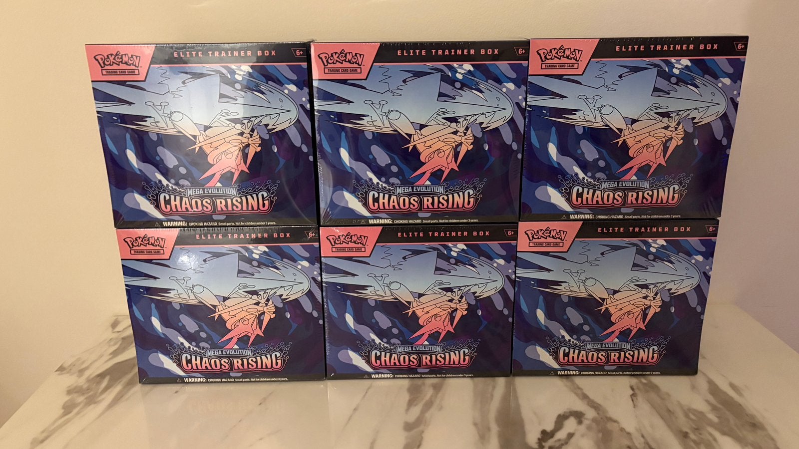 Pokemon chaos rising ETB, Hobby en Vrije tijd, Ophalen of Verzenden, Nieuw, Boosterbox