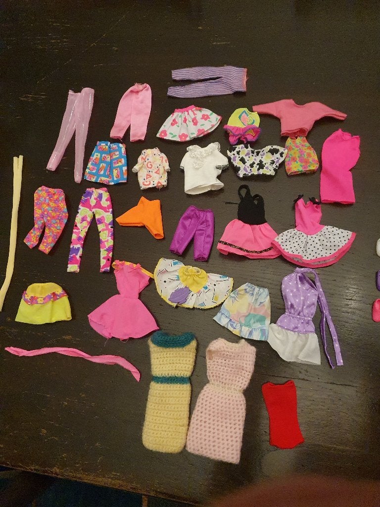 barbie: 2 poppen, kleding en toebehoren, Ophalen of Verzenden, Barbie