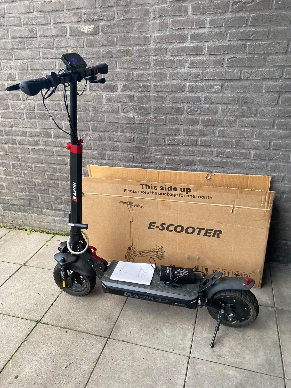 Elektrische step Leanwin t4 te koop 5 maanden oud, Fietsen en Brommers, Ophalen, Zo goed als nieuw