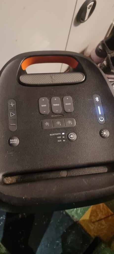 Jbl 310 partybox met batterij, Audio, Tv en Foto, Luidsprekerboxen, JBL, Overige typen, Ophalen of Verzenden, Zo goed als nieuw