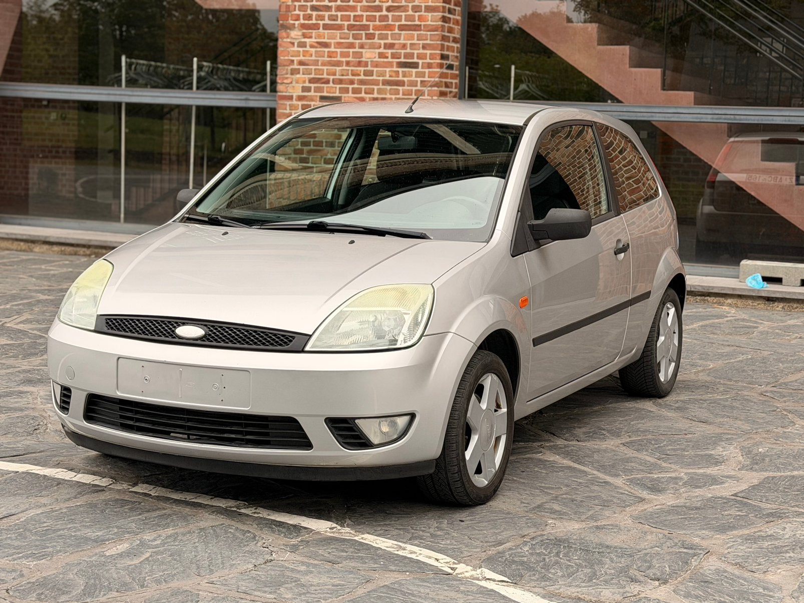 FORD FIESTA 1.3*ESSENCE *ÉTAT TRÈS PROPRE !, Autos, Entreprise, Fiësta, Euro 4, Essence