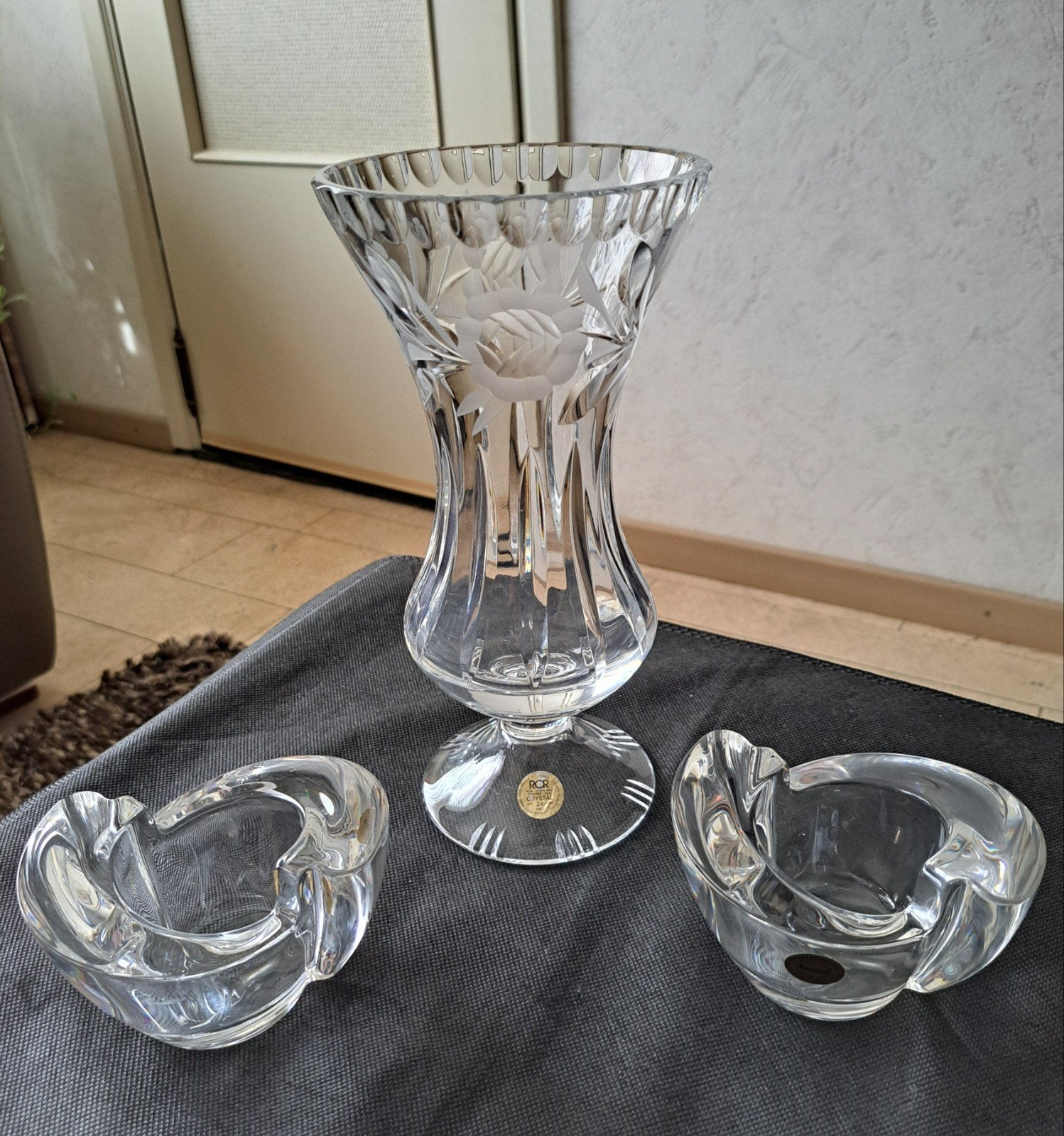 Kristallen vaas met 2  potjes voor theelichtje. Ophalen., Ophalen