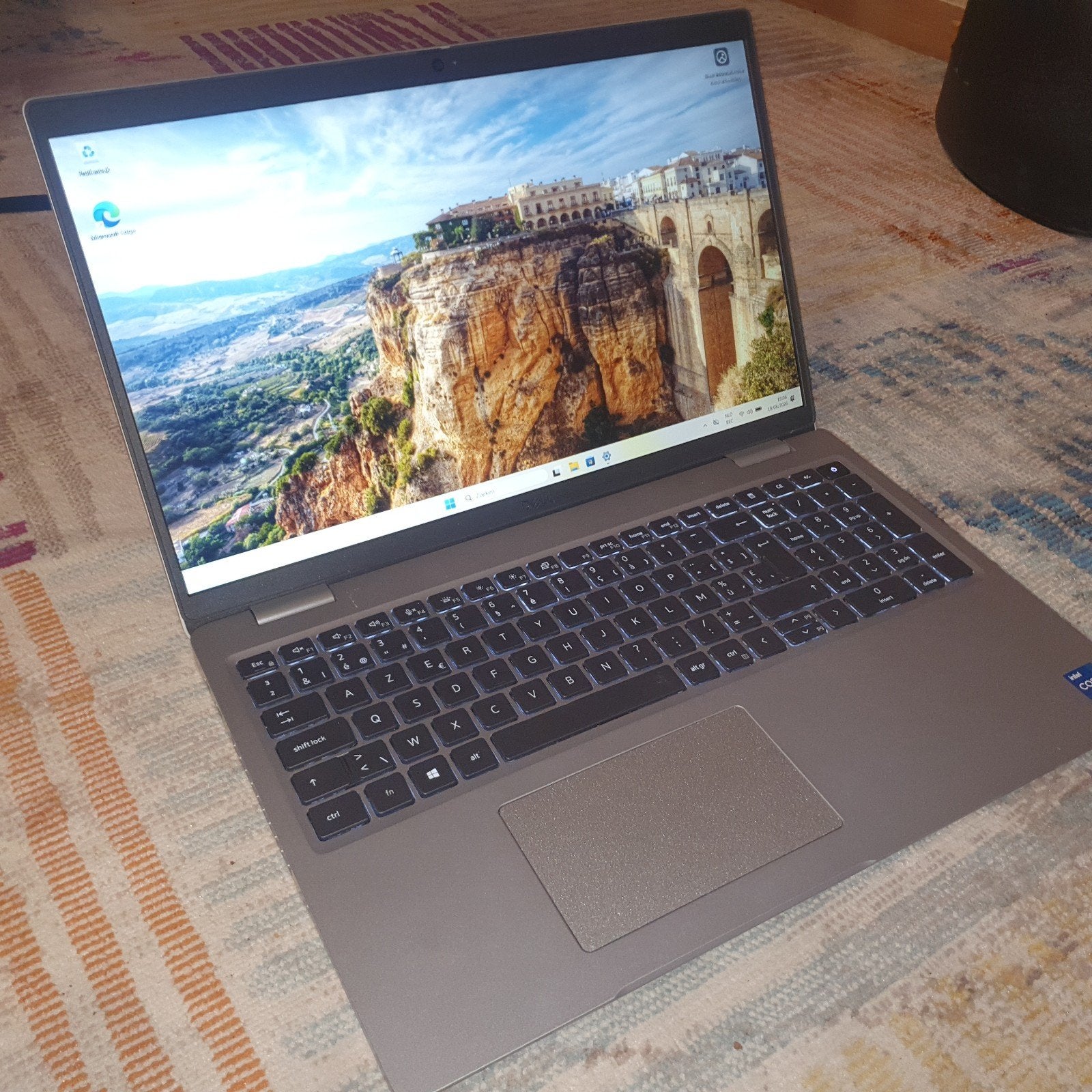 Dell Latitude 5520 - i5 11e génération - 16 Go de RAM - SSD, Enlèvement ou Envoi, SSD