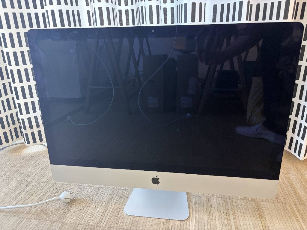 (1) Apple iMac 27-inch Retina 5K 2015 – i5 – 8 GB – 1 TB, Computers en Software, Apple Desktops, Ophalen, Gebruikt, IMac Retina 5K - 27 inch