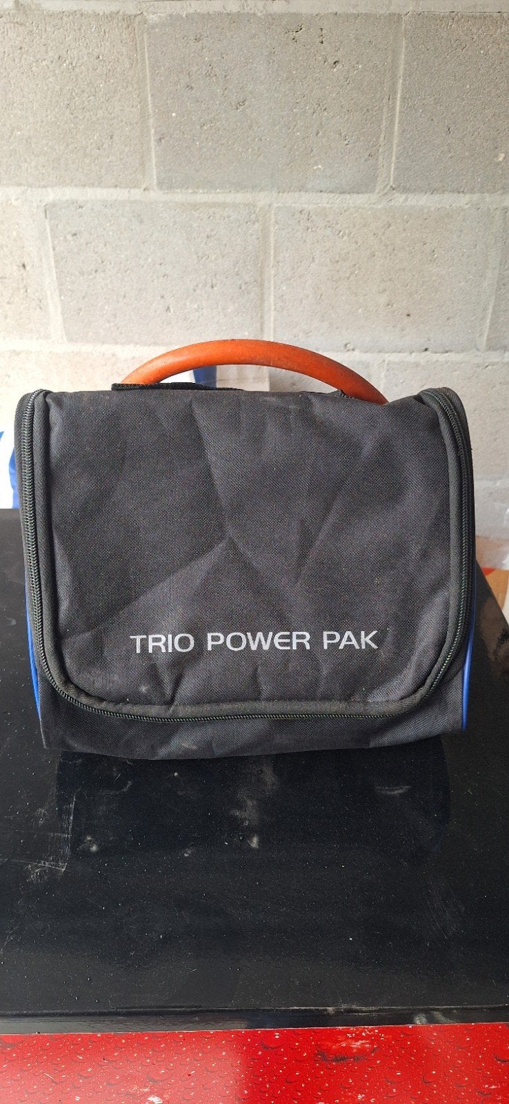 Trio powerpak Cadac, Ophalen
