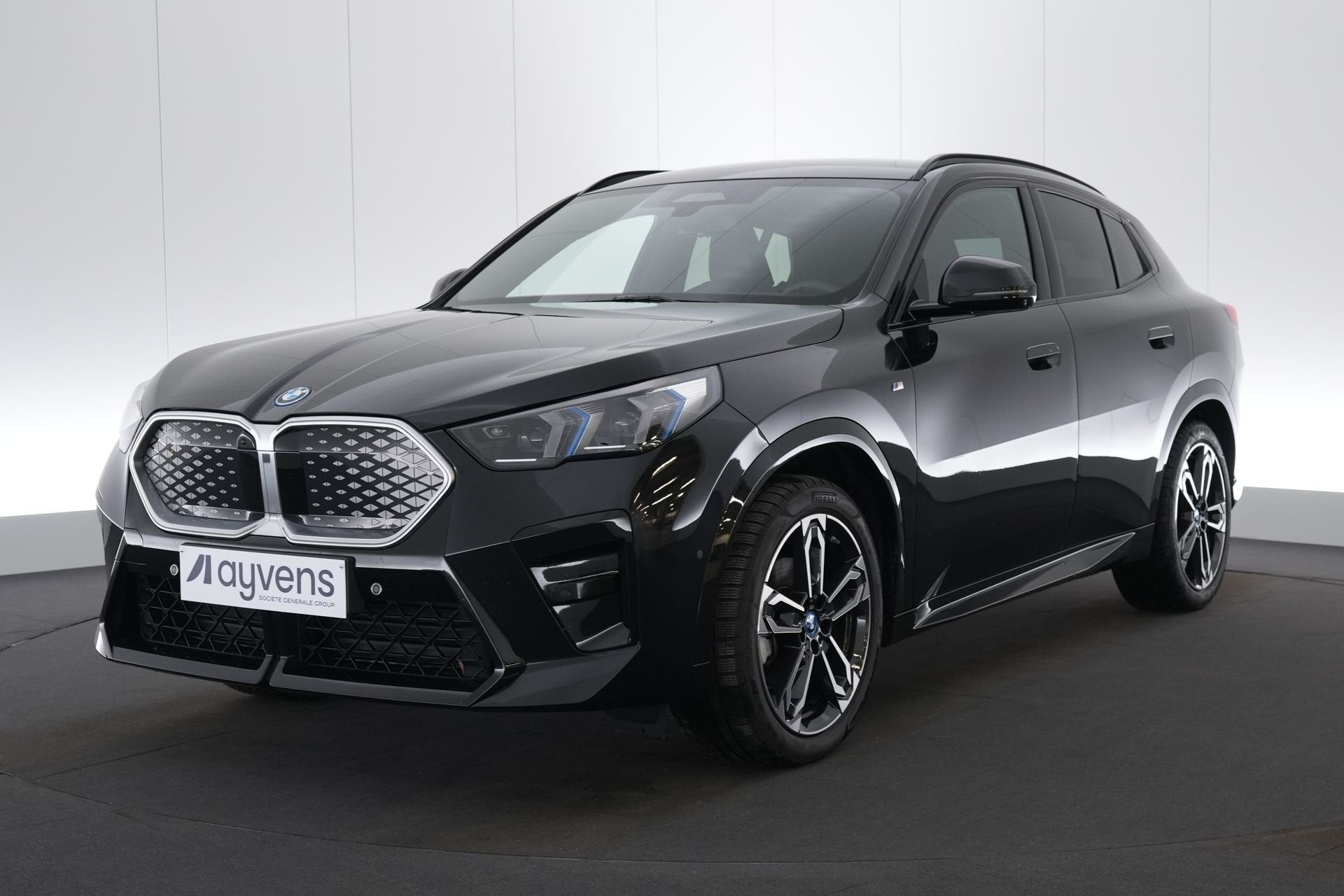 (2FJA591) BMW IX2, Autos, https://public.car-pass.be/vhr/26d4f29e-66e7-4596-b1a5-e3d8cbb5534f, Cuir et Alcantara, Achat, Entreprise