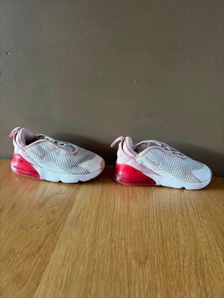 Nike sneakers – maat EUR 26 – roze/wit – zeer goede staat, Ophalen, Schoentjes, Meisje, Zo goed als nieuw