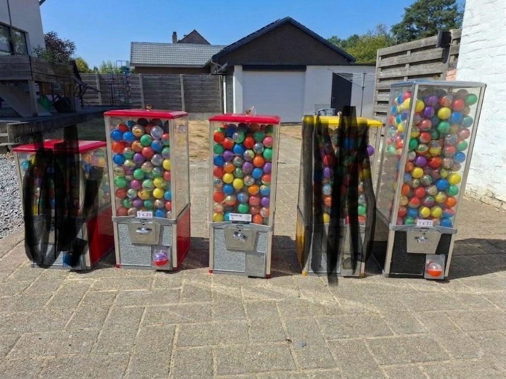 2€ 50 / 55mm capsule automaat kauwgom Tattoo automaat vintag, Ophalen of Verzenden, Gebruikt