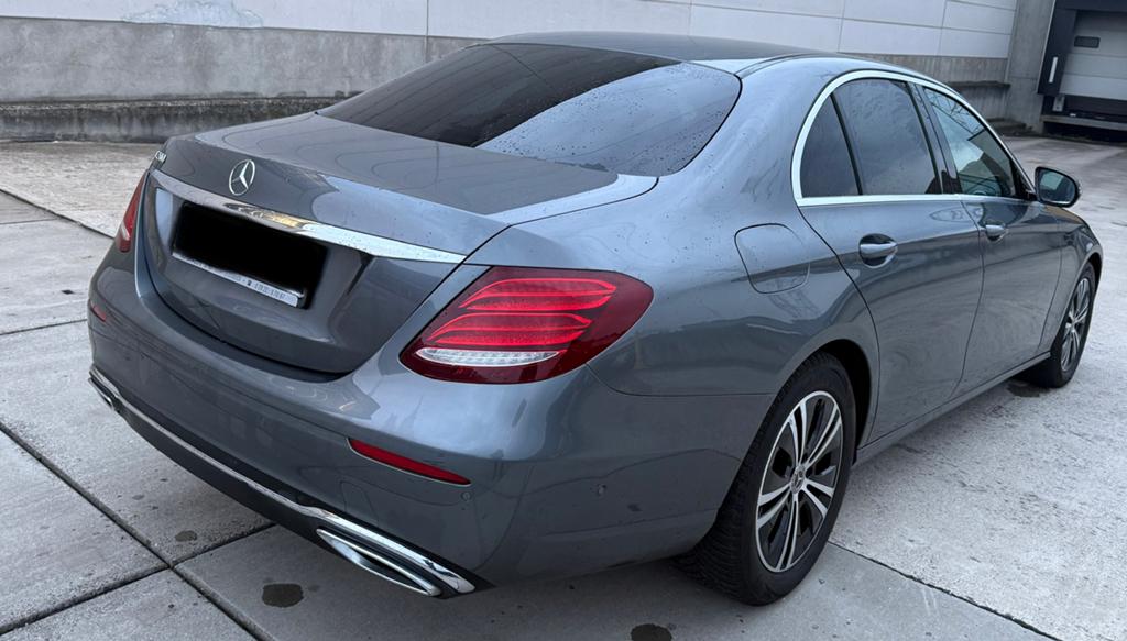 Mercedes E200 Euro 6b Benzine mild hybride, Automaat, Leder en Stof, 5 zetels, 5 deurs