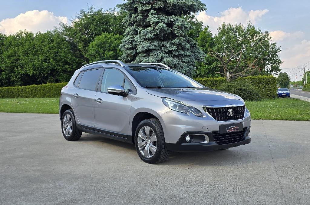 Peugeot 2008 Style 1.2i Essence ** Carplay ** GAR 12M, Autos, Argent ou Gris, Achat, Euro 6, Entreprise