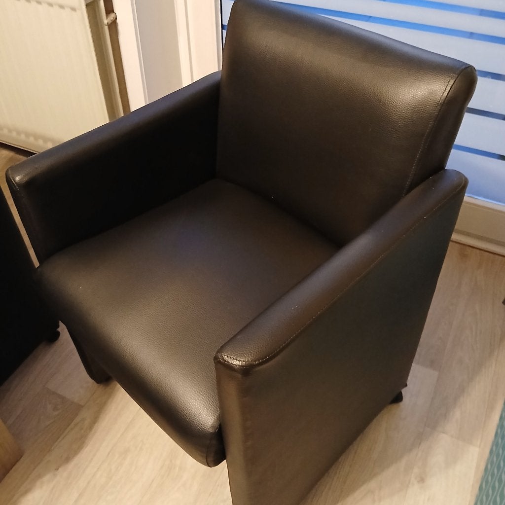 6 stoelen op wieltjes, Enlèvement, Utilisé, Noir, Cuir