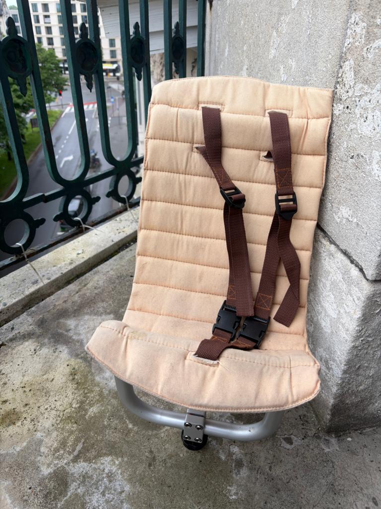 Kinder zitje 2x voor johnny locco bakfiets, Ophalen, Gebruikt, Overige typen, Gordel(s)
