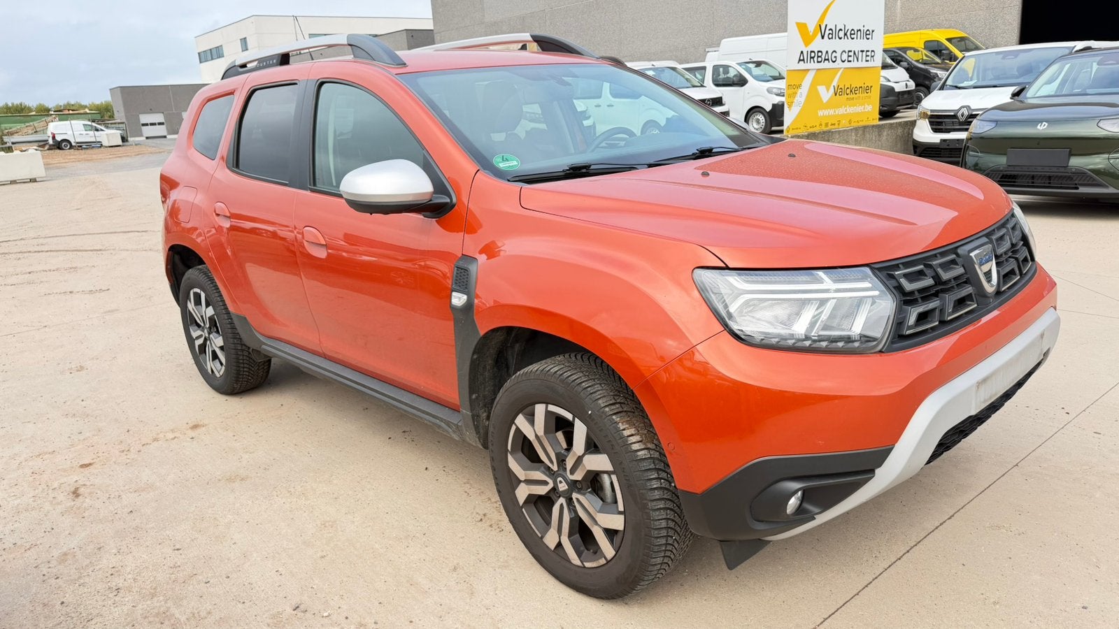 Dacia. Duster 1.3 benzine. Automaat., Auto's, Duster, https://public.car-pass.be/vhr/bc6081f5-8cb6-45df-8829-c23ae9a854f7, Leder