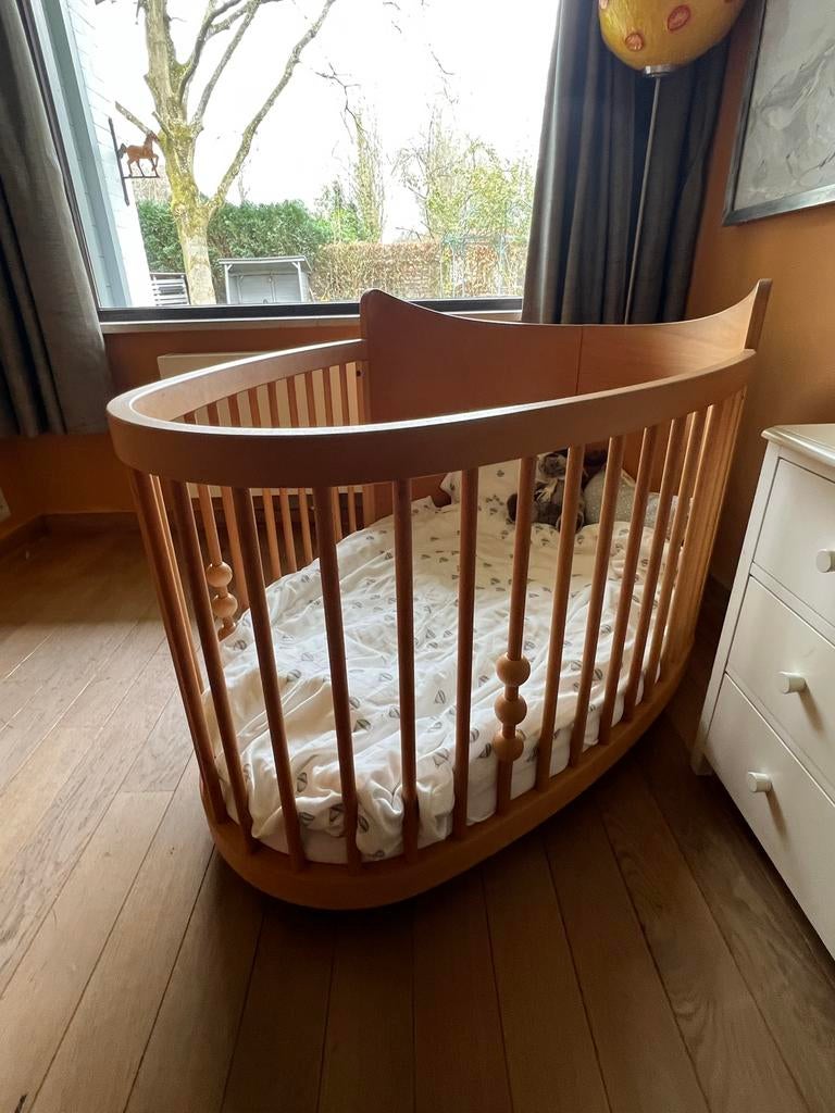 Beau lit pour bébé. Matelas inclus., Enlèvement, Utilisé