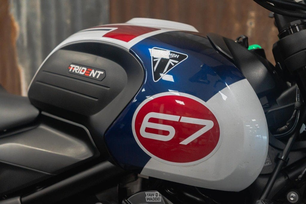Triumph Trident 660: Triple Tribute Edition, Occasion, 3 cilinders, LED Verlichting, Meer dan 35 kW