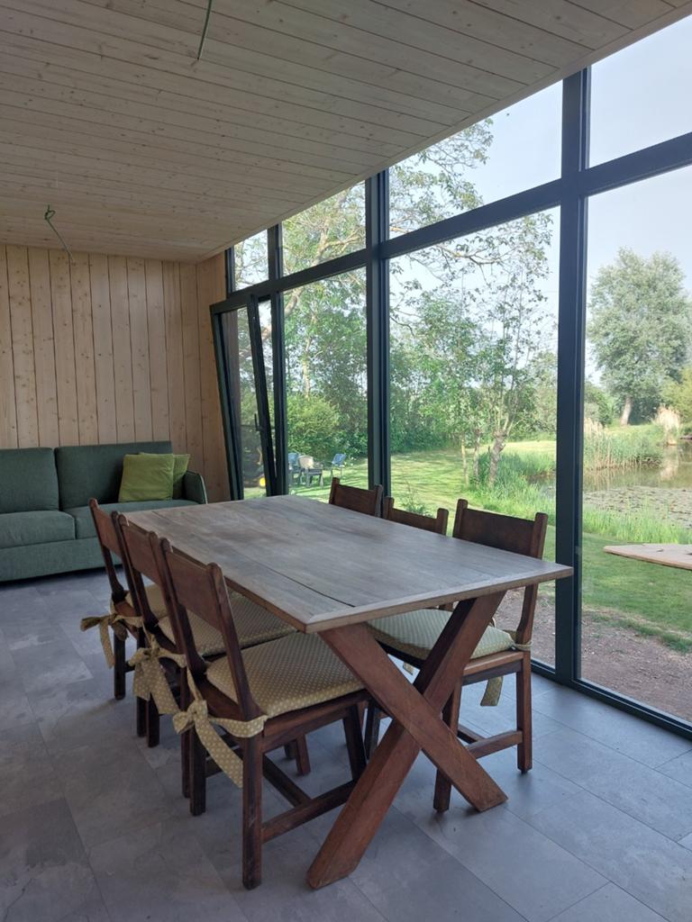 Prachtige massieve tafel, Tuin en Terras, Ophalen