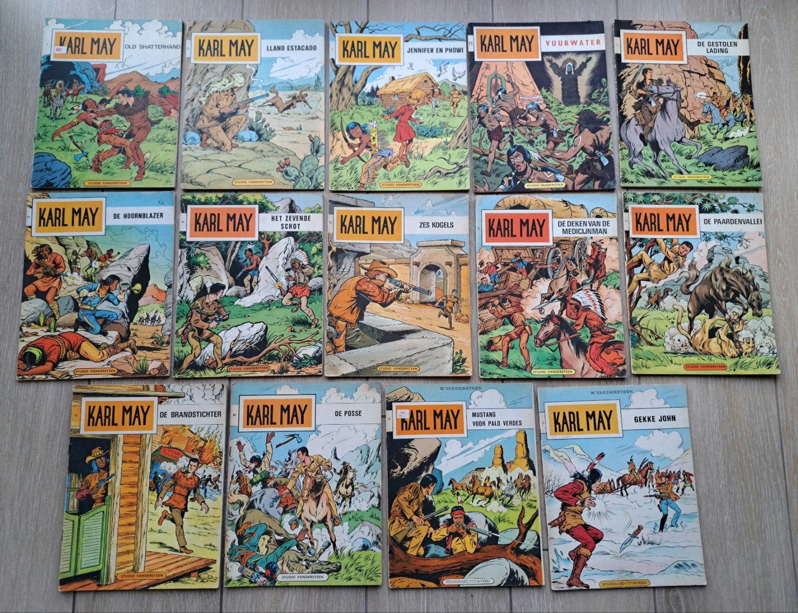 Strips: Karl May. Blauwe achterkant, Boeken, Ophalen of Verzenden, Gelezen