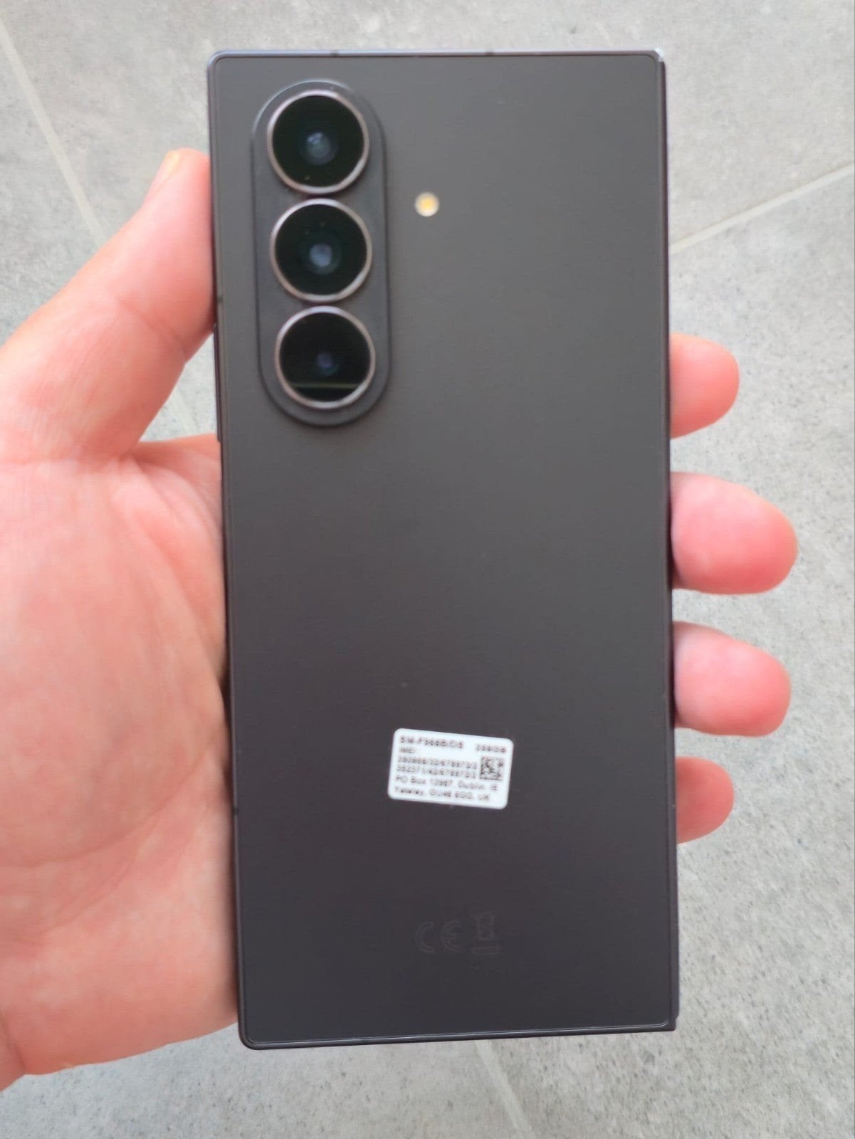 Échange – Samsung Galaxy Z Fold7 256 Go Jetblack, Enlèvement