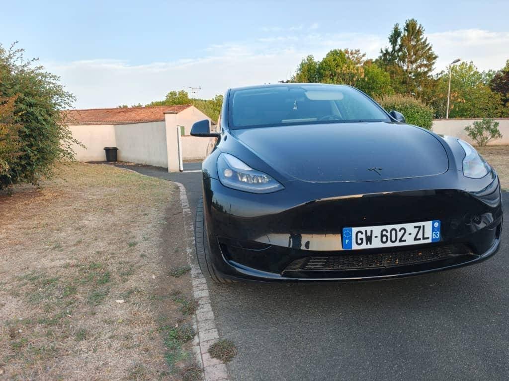 Tesla Model Y Grande Autonomie Propulsion (RWD), Autos, Cuir, Achat, Entreprise, Noir